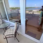 - Haus E, App 0e1103 Lejlighed